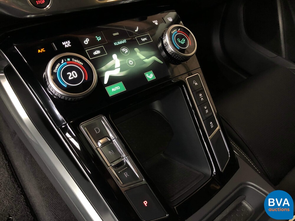 Jaguar I-Pace EV400 SE 4% Addition 400hp 2018, K-205-PZ.