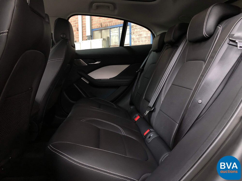 Jaguar I-Pace EV400 SE 4% Addition 400hp 2018, K-205-PZ.