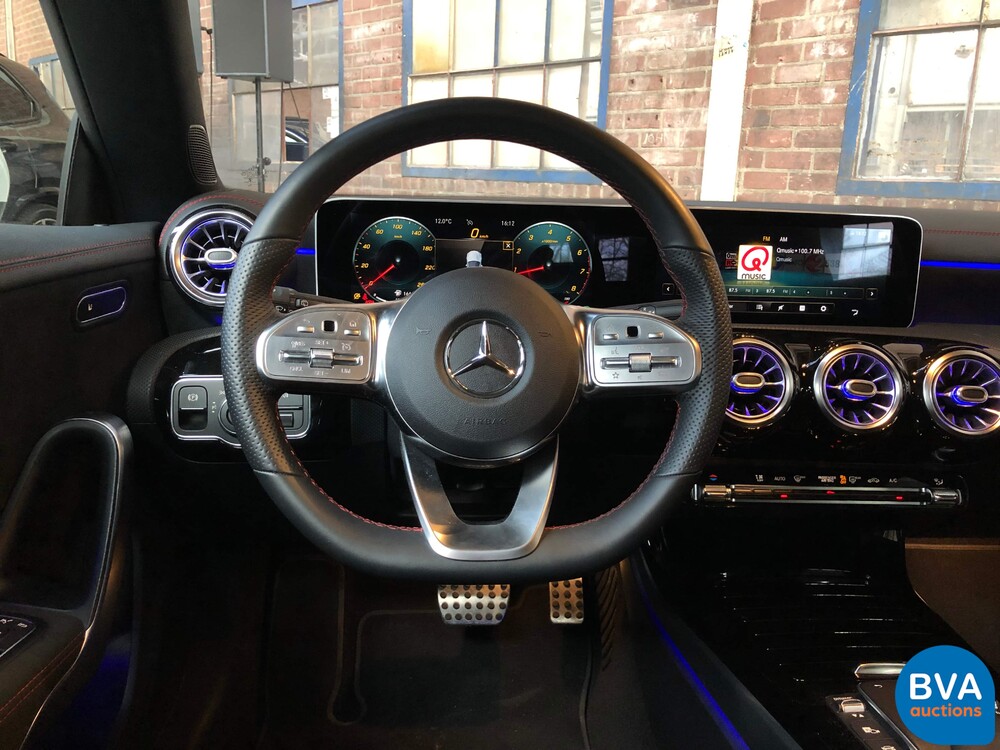 Mercedes-Benz CLA180 AMG-Styling 136 PS CLA-Klasse 2020 -GARANTIE-.