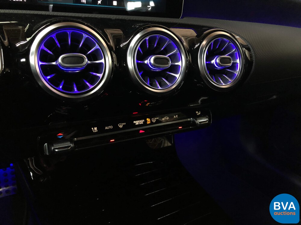 Mercedes-Benz CLA180 AMG-Styling 136 PS CLA-Klasse 2020 -GARANTIE-.