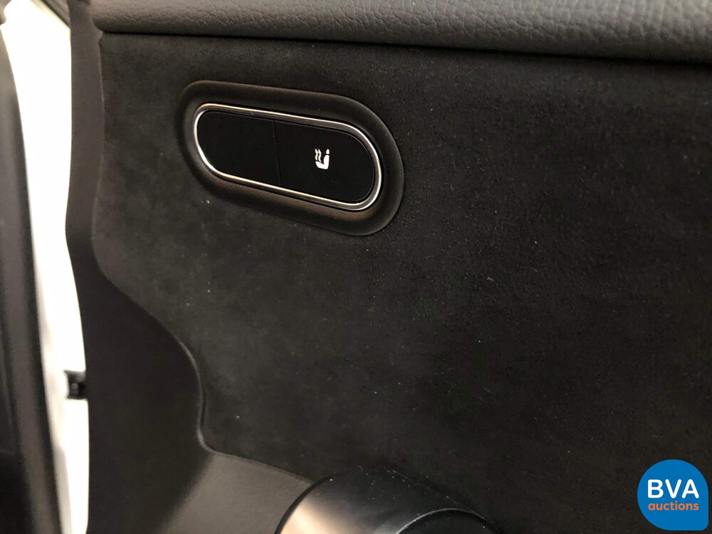 Mercedes-Benz CLA180 AMG-Styling 136 PS CLA-Klasse 2020 -GARANTIE-.