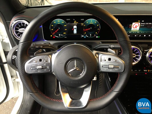 Mercedes-Benz CLA180 AMG-Styling 136hp CLA-Class 2020 -GARANTY-.