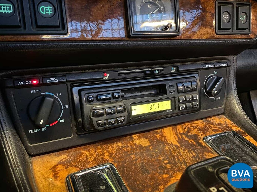 Jaguar XJS Cabrio 4.0 Sechszylinder 241 PS 1995 Cabriolet, TN-997-T.