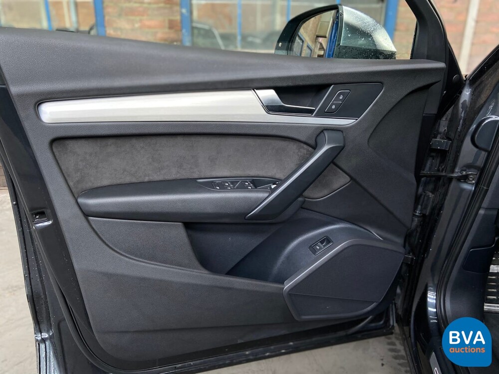 Audi SQ5 S-Tronic TFSI 3.0L V6T Quattro 354hp 2017.