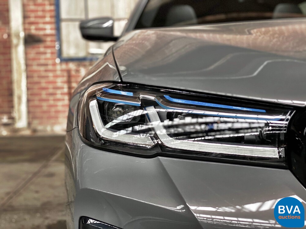 BMW 530i Touring M-Sport 2021 5-Series 252hp 2021-WARRANTY-