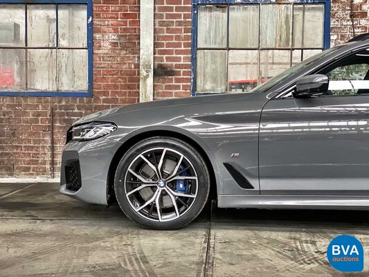 BMW 530i Touring M-Sport 2021 5-Serie 252pk 2021 -GARANTIE-