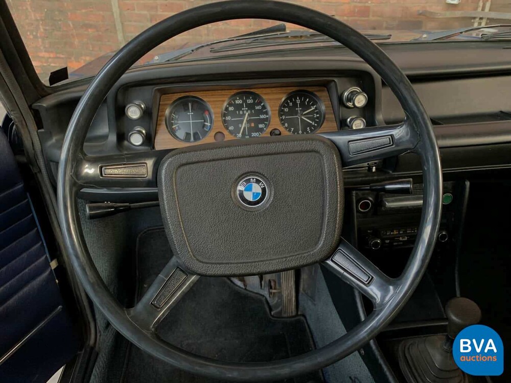 BMW 2002 - Original NL - 02 - Serie 1974, 91 - DN - 50.
