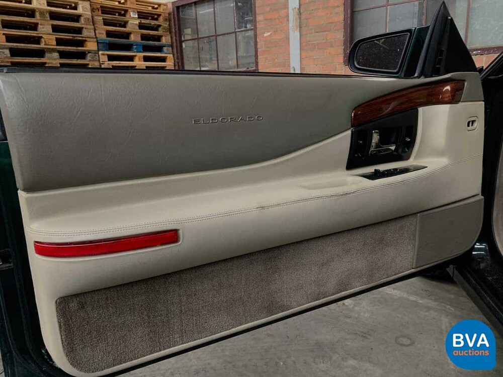 Cadillac Eldorado Touring Coupé 4.6 V8 32 V, ZH-LJ-05.