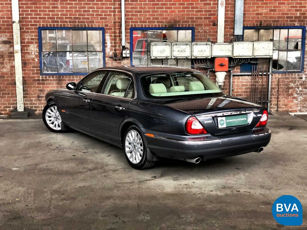 Jaguar XJ6 L 3.0 V6 Executive LWB 238 PS 2005, H-738-NT.