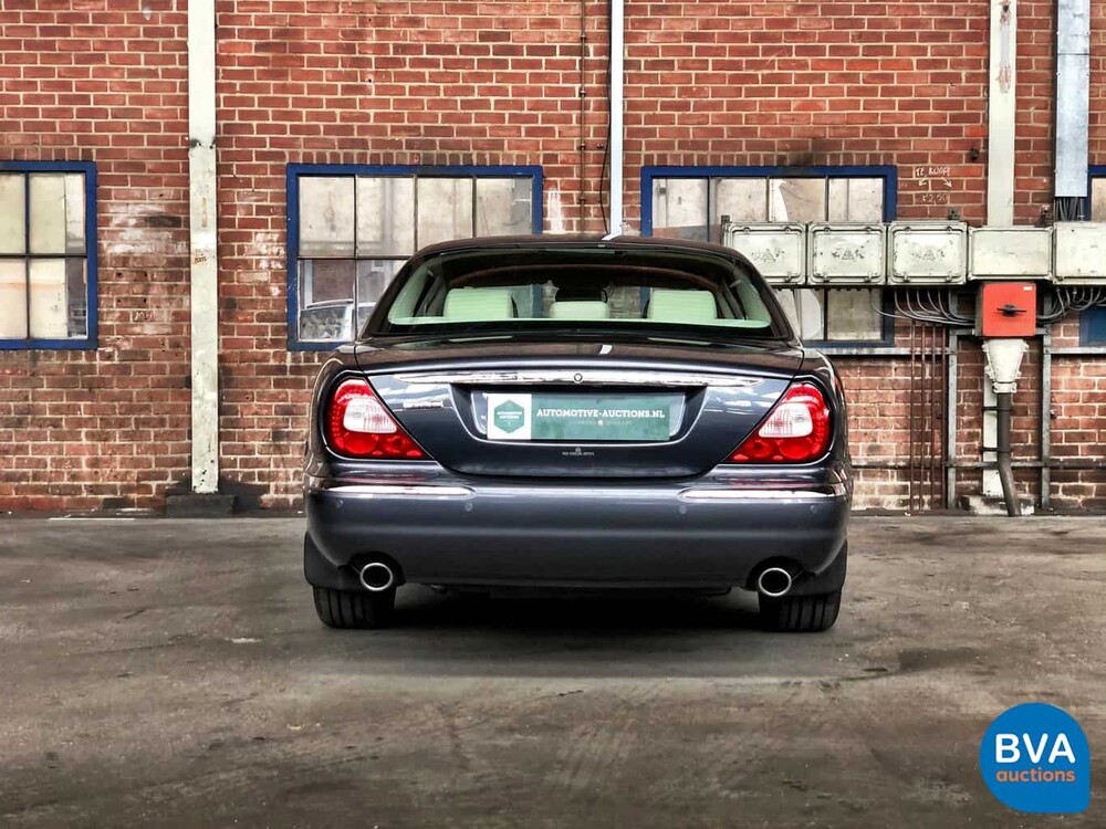 Jaguar XJ6 L 3.0 V6 Executive LWB 238 PS 2005, H-738-NT.