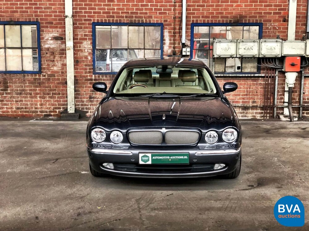 Jaguar XJ6 L 3.0 V6 Executive LWB 238 PS 2005, H-738-NT.