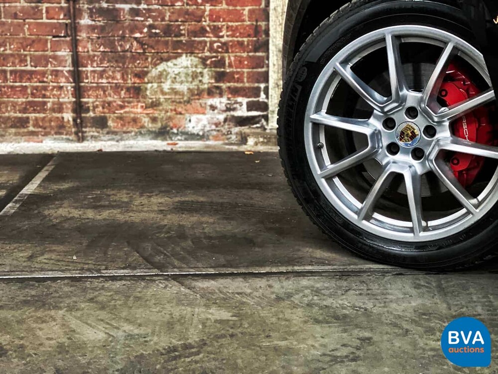 Porsche Macan Turbo 400hp 3.6 Sport-Chrono -Original NL- 2014, 2-TXB-93.