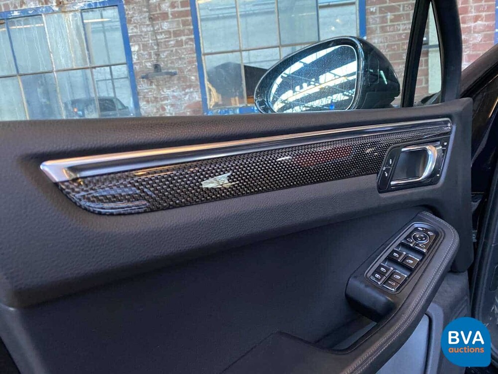Porsche Macan Turbo 400hp 3.6 Sport-Chrono -Original NL- 2014, 2-TXB-93.
