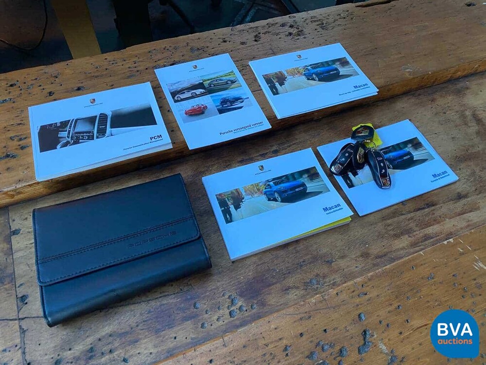 Porsche Macan Turbo 400hp 3.6 Sport-Chrono -Original NL- 2014, 2-TXB-93.