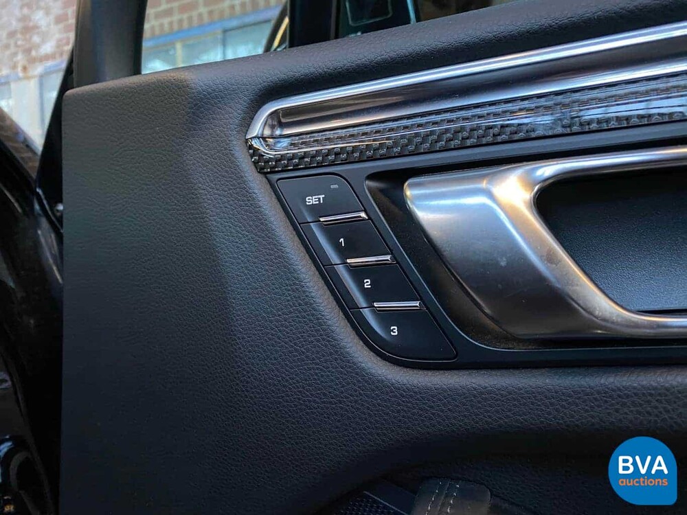 Porsche Macan Turbo 400hp 3.6 Sport-Chrono -Original NL- 2014, 2-TXB-93.