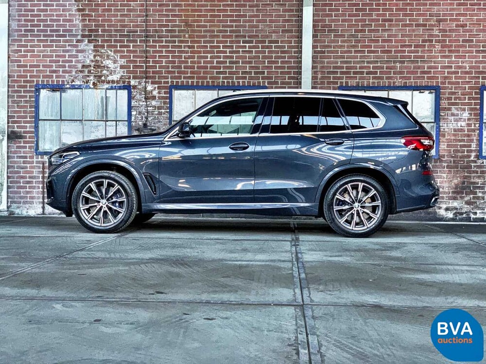 BMW X5 xDrive 40i M-Sport 340 PS 2020 - GARANTIE -.