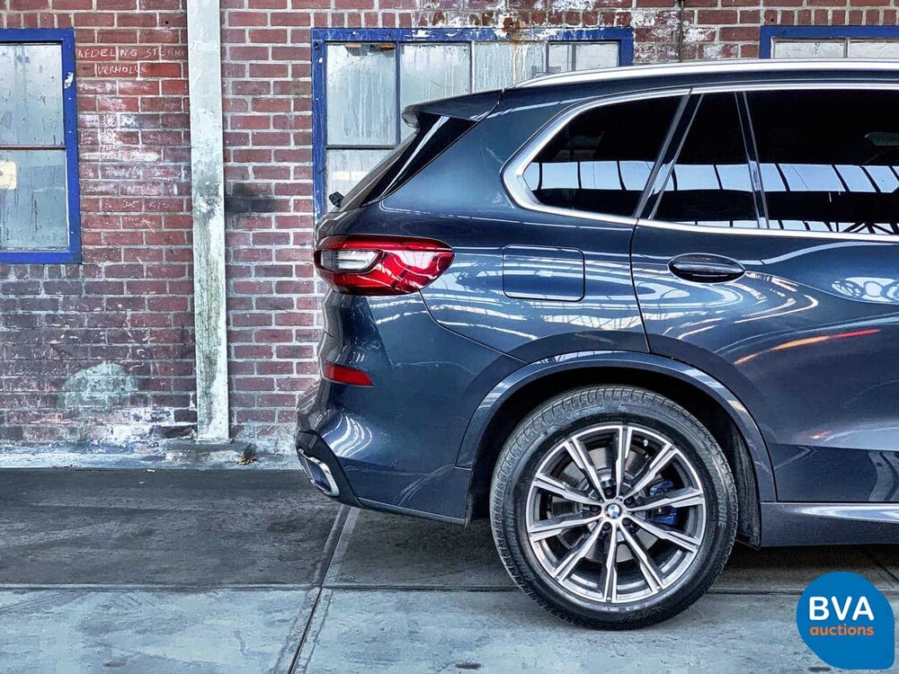 BMW X5 xDrive 40i M-Sport 340 PS 2020 - GARANTIE -.