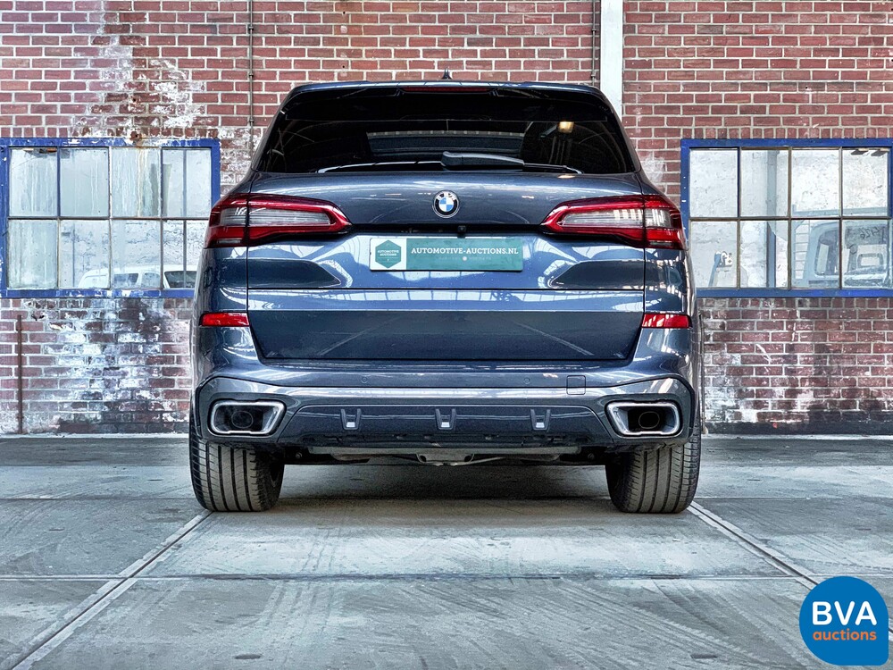 BMW X5 xDrive 40i M-Sport 340 PS 2020 - GARANTIE -.