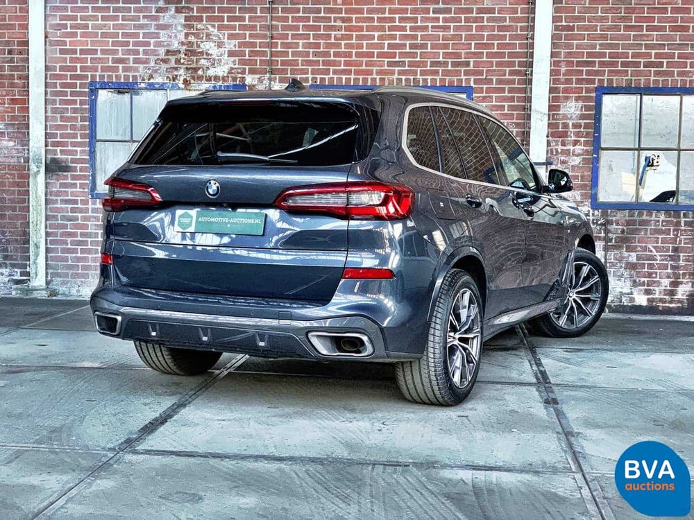 BMW X5 xDrive 40i M-Sport 340 PS 2020 - GARANTIE -.