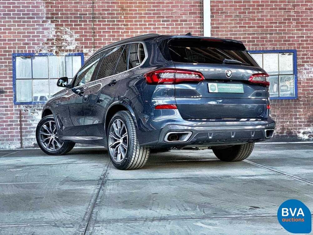 BMW X5 xDrive 40i M-Sport 340 PS 2020 - GARANTIE -.