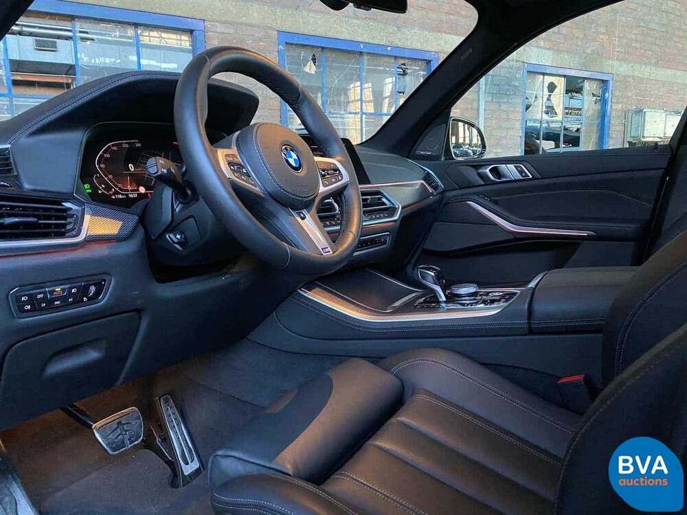 BMW X5 xDrive 40i M-Sport 340 PS 2020 - GARANTIE -.