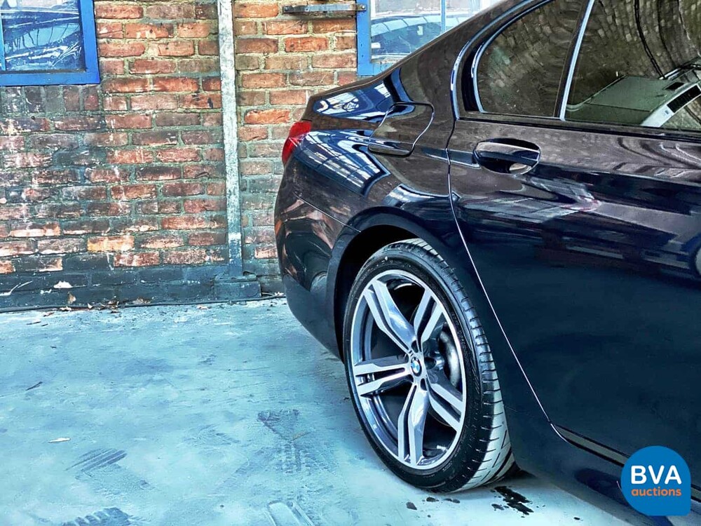 BMW 740d xDrive M-Sport High Executive 320hp 7-Series 2017, SH-847-X.
