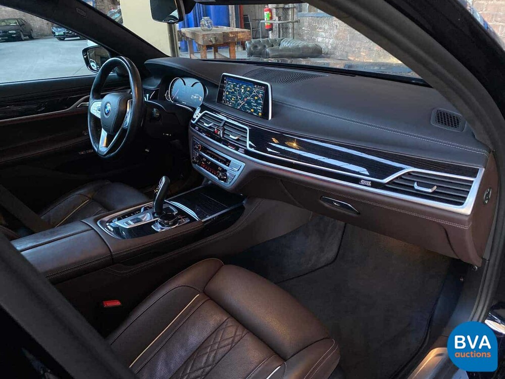 BMW 740d xDrive M-Sport High Executive 320hp 7-Series 2017, SH-847-X.