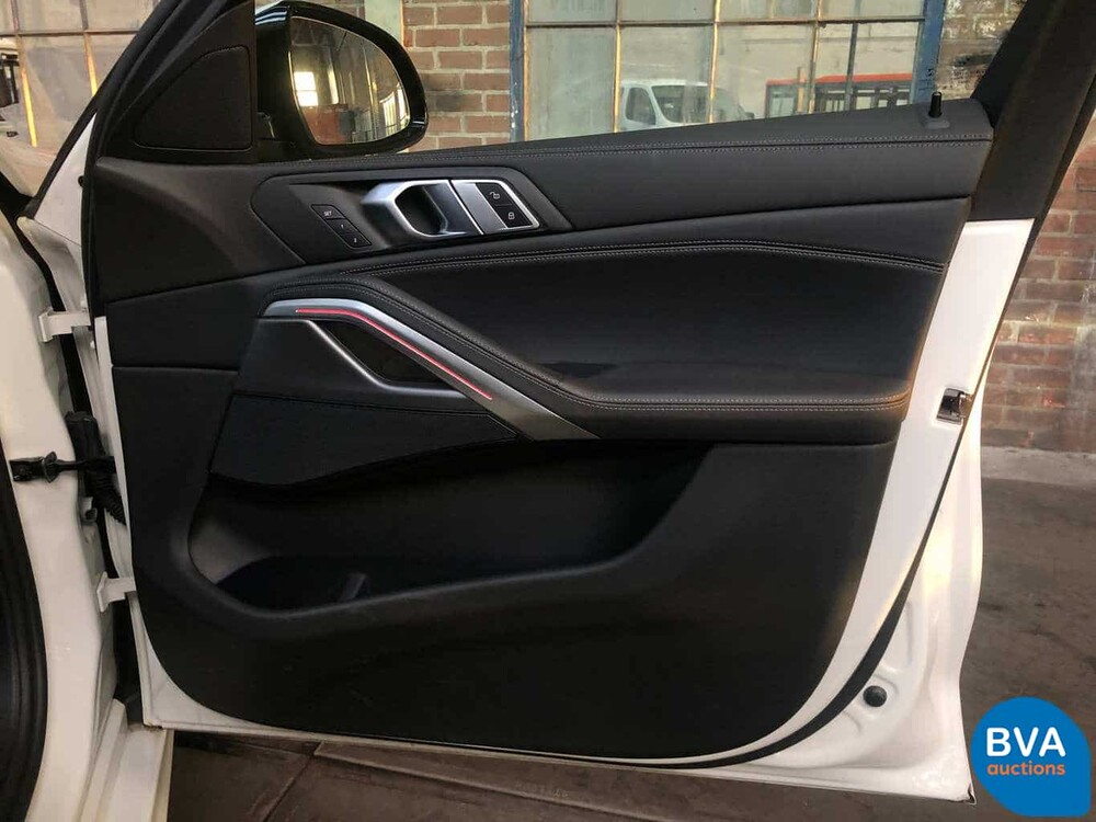 BMW X6 xDrive30d M-Sport 265 PS 2020 - GARANTIE -.