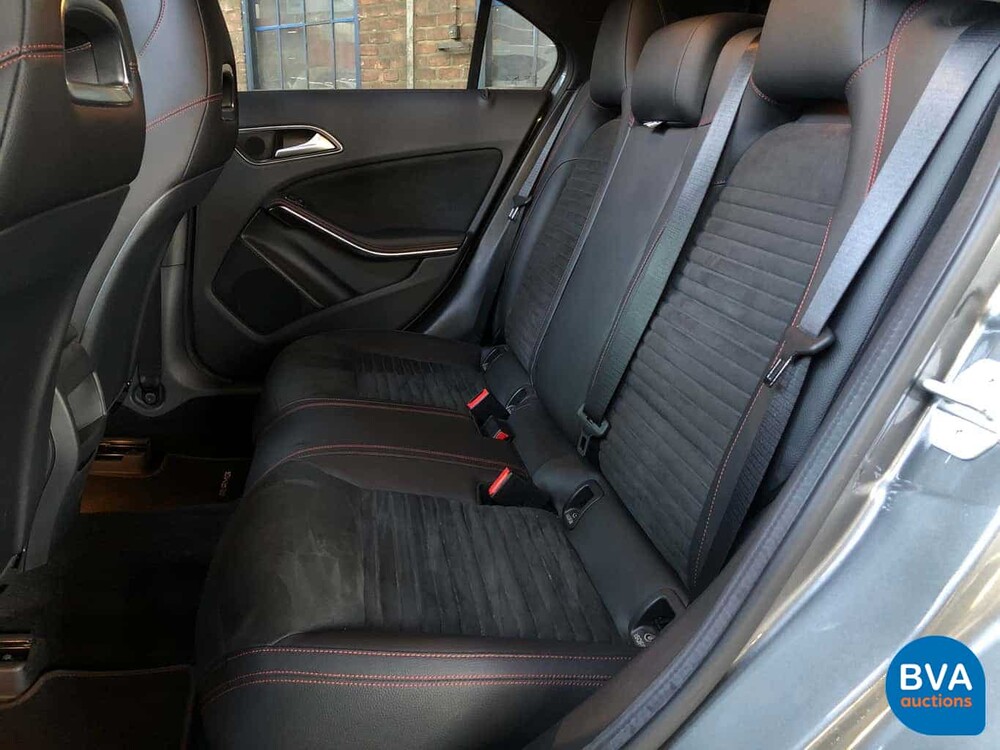 Mercedes-Benz A180d AMG-Line Night edition 109hp 2017.