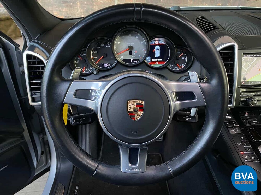 Porsche Cayenne S 4.8 V8 400 PS 2013, 2-XJF-10.