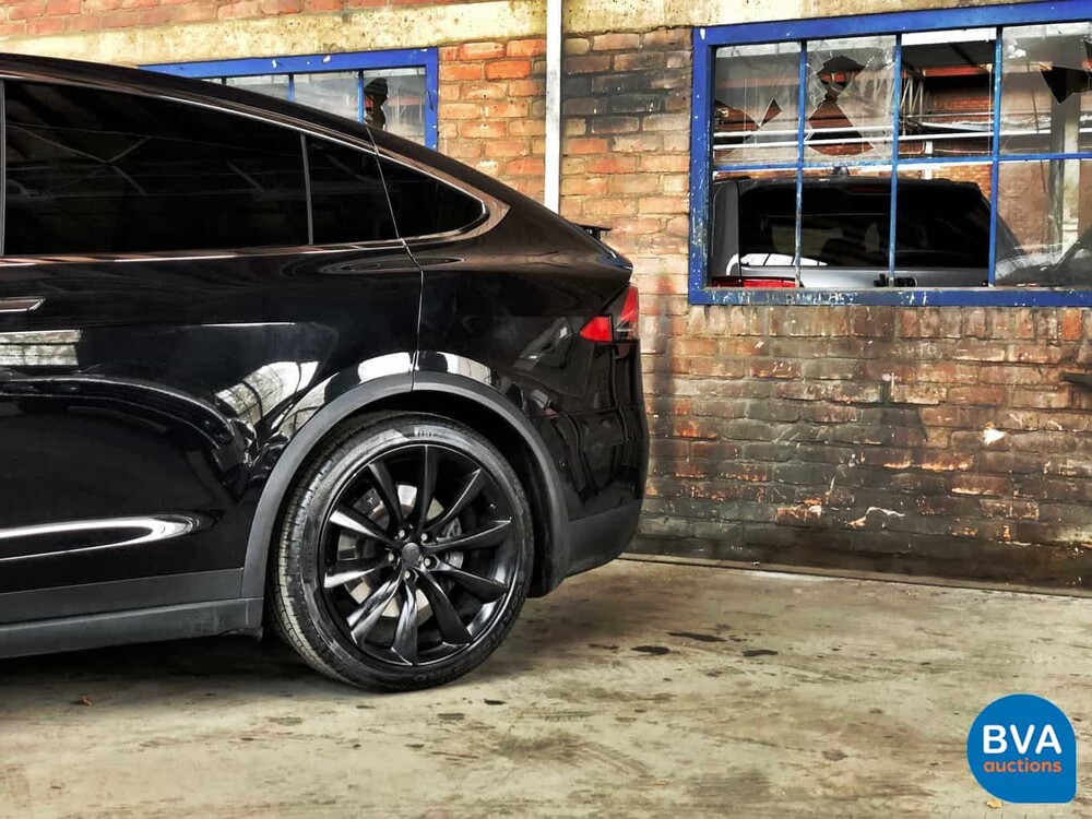 Tesla Model X 90D Base 6-Personen -4% Zusatz- 428 PS 2016 -Original NL-, KK-837-K.