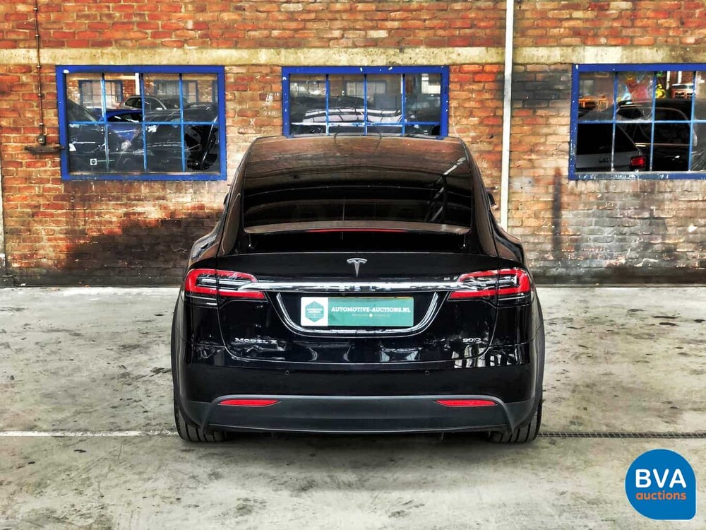 Tesla Model X 90D Base 6-Personen -4% Zusatz- 428 PS 2016 -Original NL-, KK-837-K.