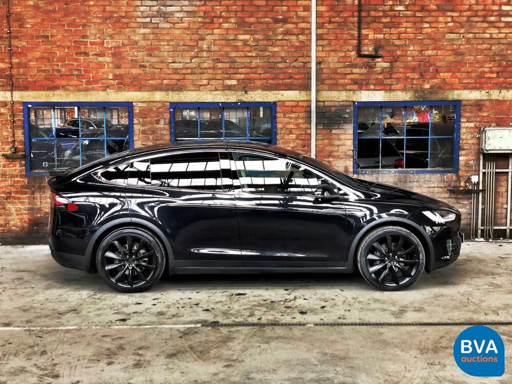 Tesla Model X 90D Base 6-Personen -4% Zusatz- 428 PS 2016 -Original NL-, KK-837-K.