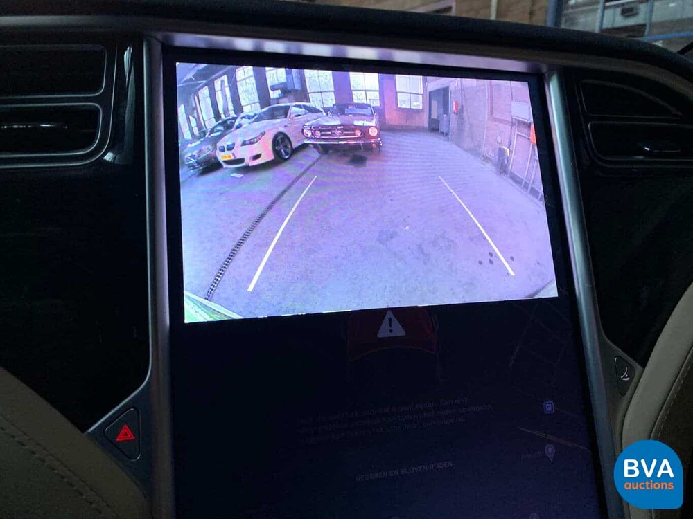 Tesla Model X 90D Base 6-Personen -4% Zusatz- 428 PS 2016 -Original NL-, KK-837-K.