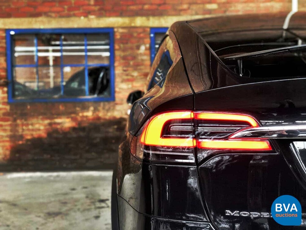Tesla Model X 90D Base 6-Personen -4% Zusatz- 428 PS 2016 -Original NL-, KK-837-K.