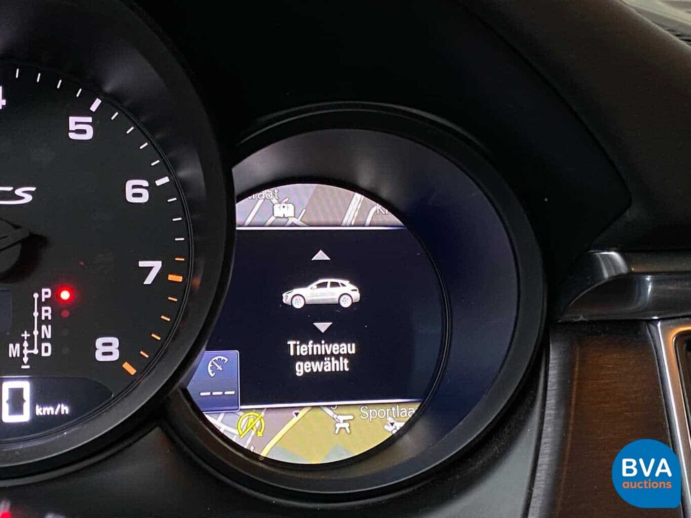 Porsche Macan GTS V6 Bi-Turbo 360hp 2016 Facelift.