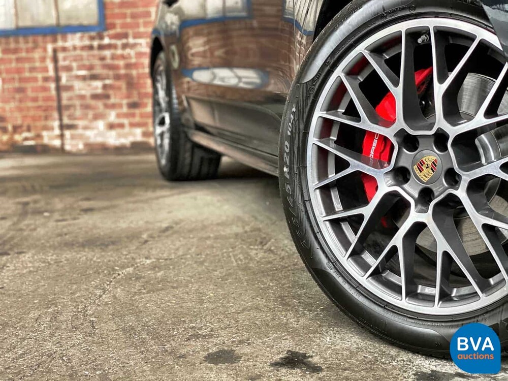 Porsche Macan GTS V6 Bi-Turbo 360hp 2016 Facelift.