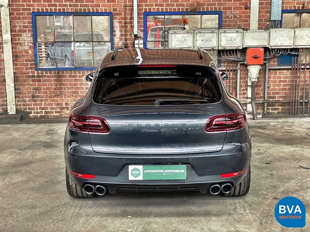 Porsche Macan GTS V6 Bi-Turbo 360hp 2016 Facelift.