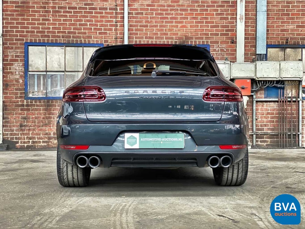 Porsche Macan GTS V6 Bi-Turbo 360hp 2016 Facelift.