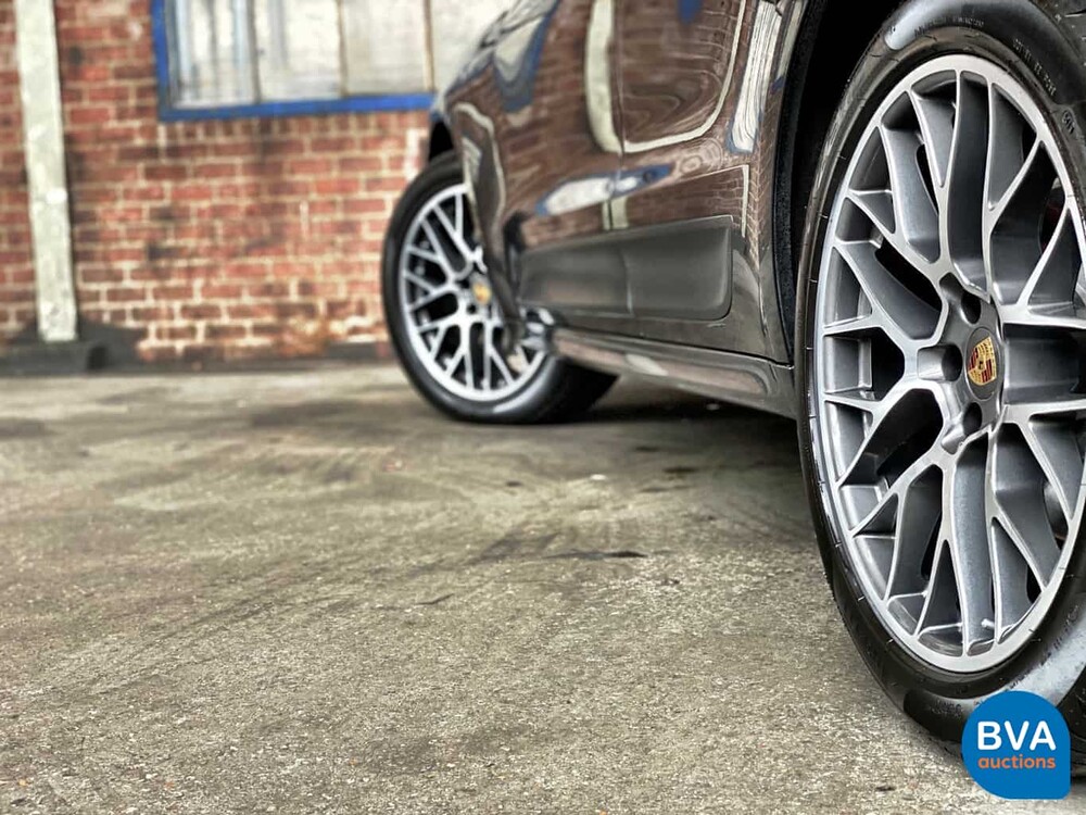 Porsche Macan GTS V6 Bi-Turbo 360hp 2016 Facelift.