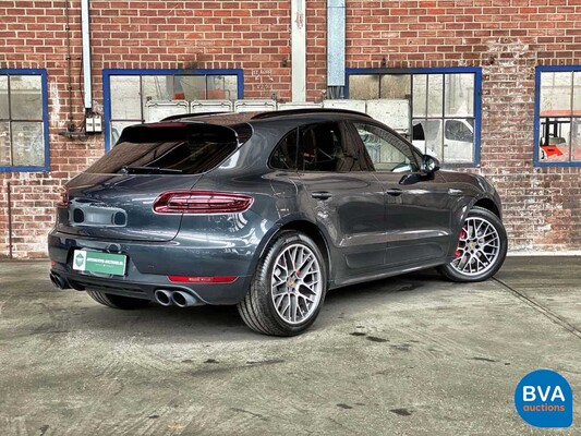 Porsche Macan GTS V6 Bi-Turbo 360hp 2016 Facelift.