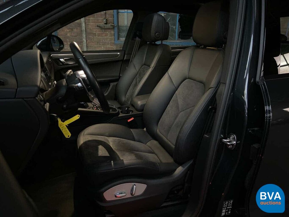 Porsche Macan Model MY2020 Air suspension 245hp 2019 -GARANTY-.