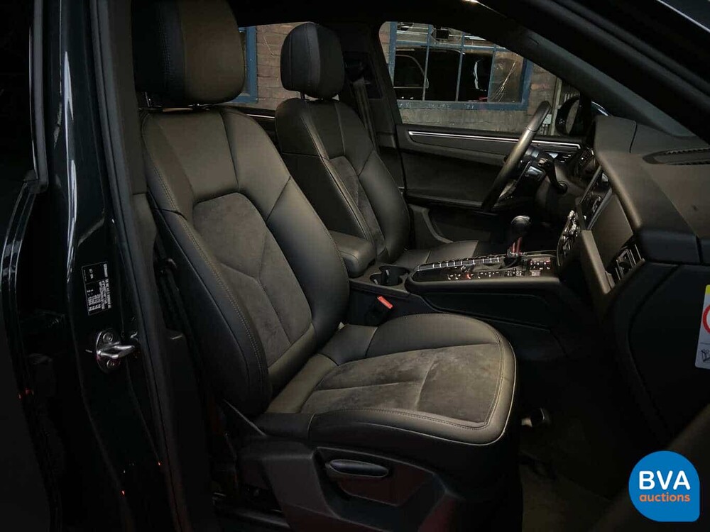 Porsche Macan Model MY2020 Air suspension 245hp 2019 -GARANTY-.