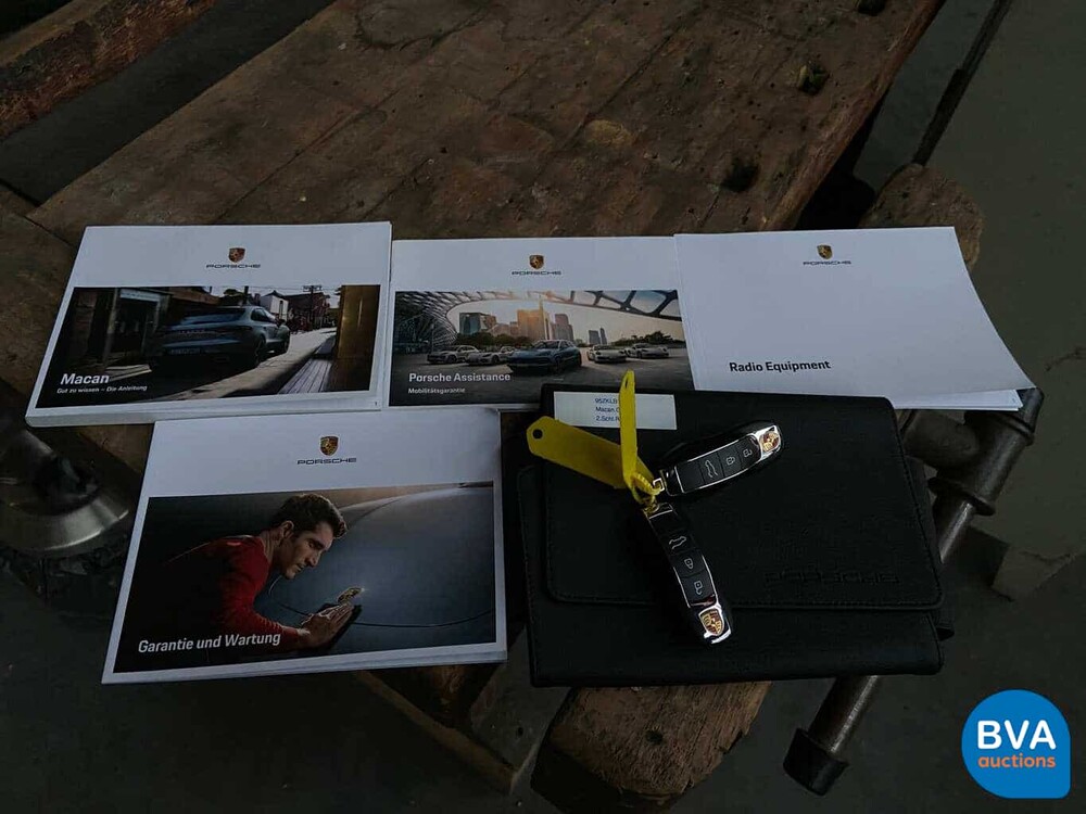 Porsche Macan Model MY2020 Air suspension 245hp 2019 -GARANTY-.