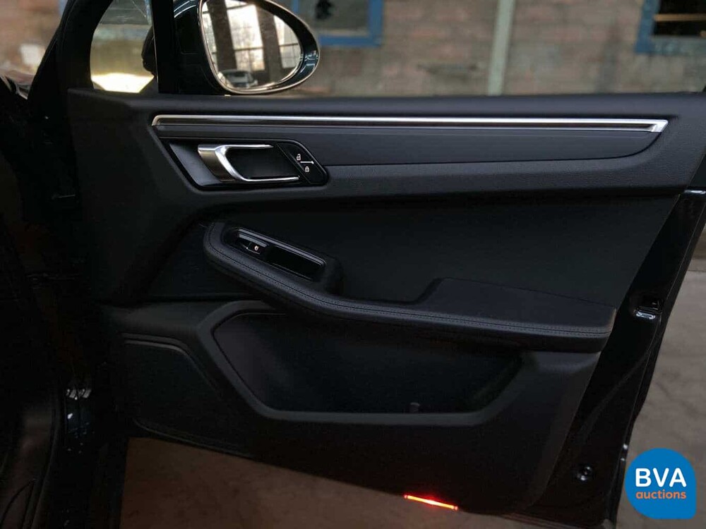 Porsche Macan Model MY2020 Air suspension 245hp 2019 -GARANTY-.