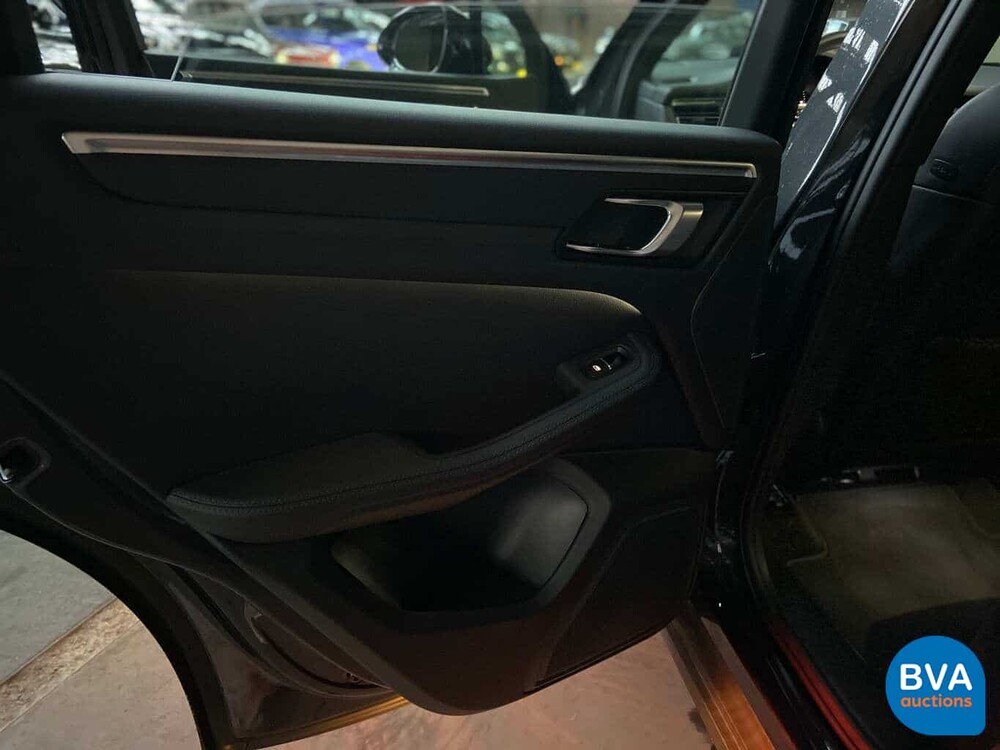 Porsche Macan Model MY2020 Air suspension 245hp 2019 -GARANTY-.