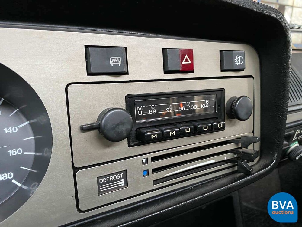 Volkswagen Golf I Schwalbenschwanz Schwalbenschwanz 1.5 LS 1975.