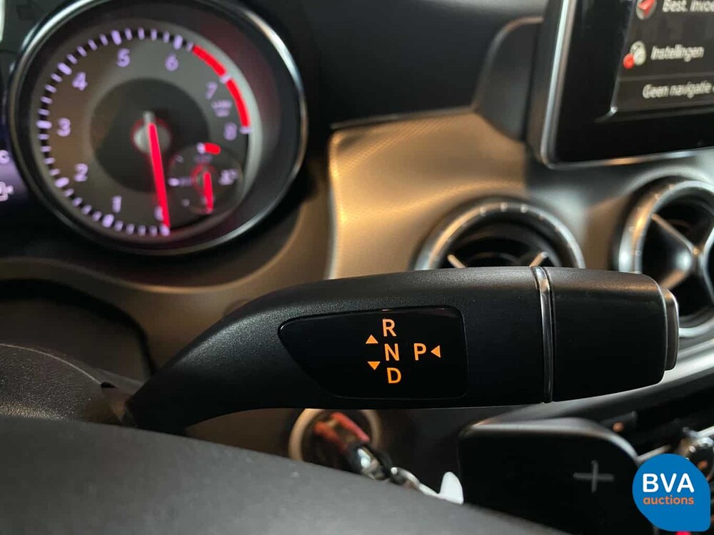 Mercedes-Benz CLA200 Prestige 156pk CLA-Klasse 2013 -Org. NL-, 4-KLG-36