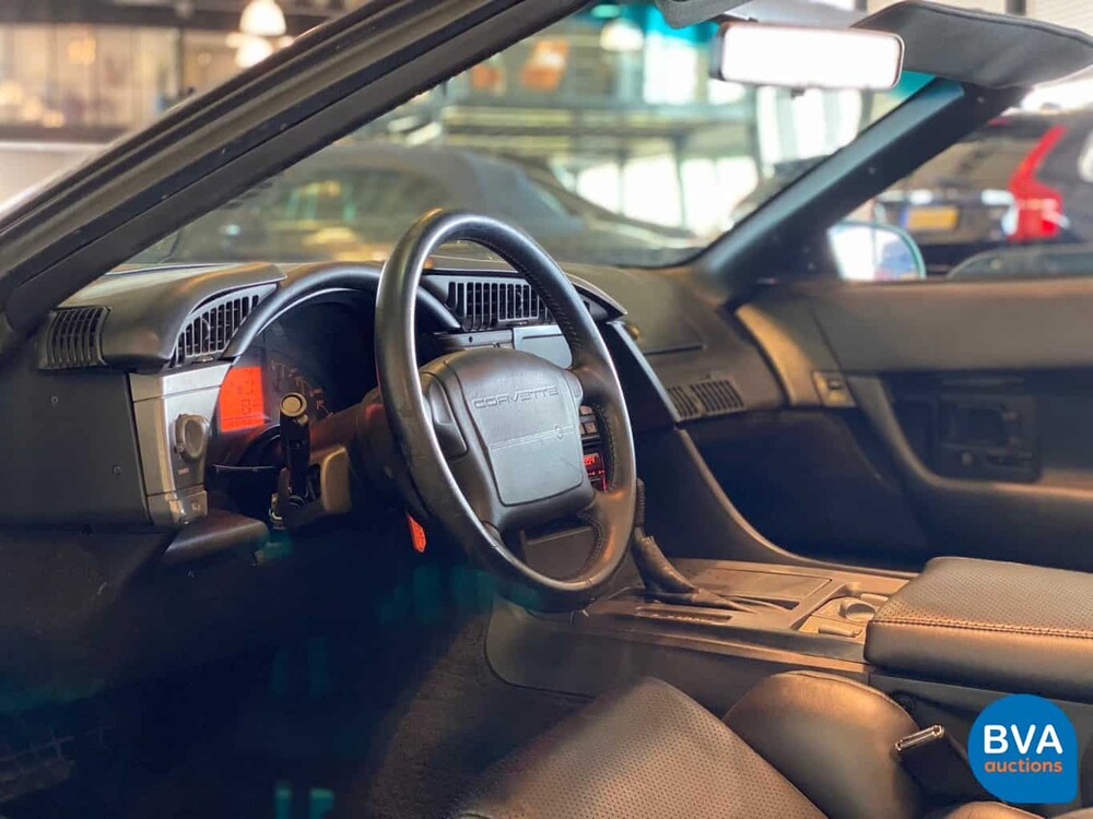 Chevrolet Corvette C4 5.7 V8 Convertible 1991, K-666-RF.