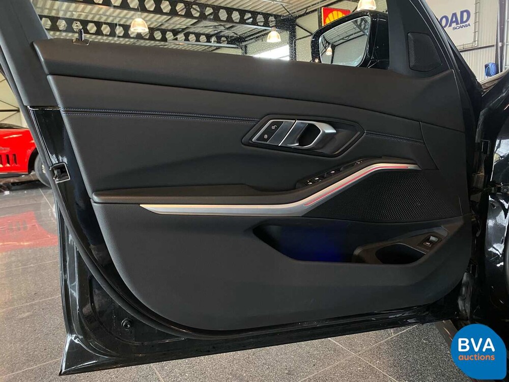 BMW 330i Touring M-Sport 258pk -GARANTIE- 3-Serie 2019, G-252-JK